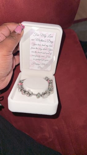 Customer photo review of A Mother's Journey Mother’s Day Bracelet