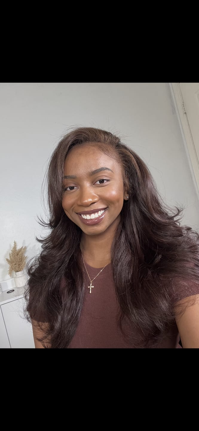 Customer photo review of Natural Wavy Volumizing Weft Extensions (Bundle Deals)