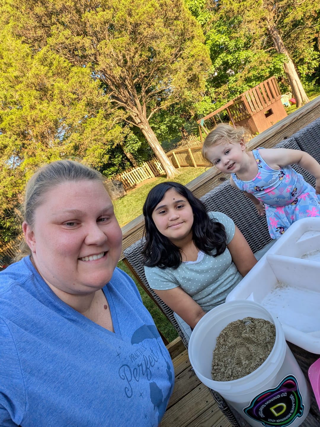 Customer photo review of Gallon Spring Bucket