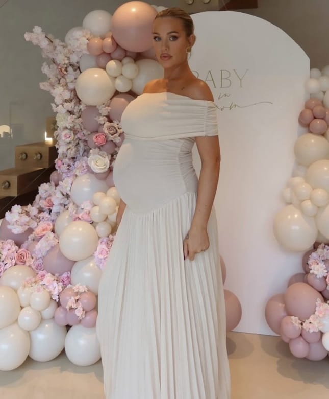 Customer photo review of Serena Flowy Off-Shoulder Dress