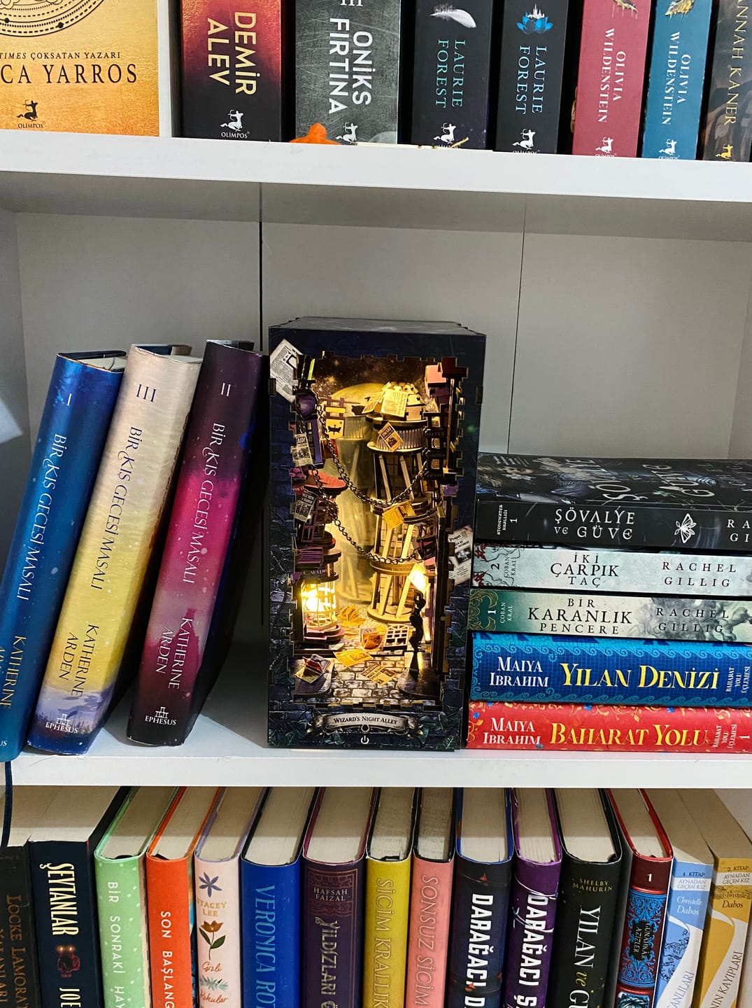 Customer photo review of Wizard's Night Alley Book Nook Kiti | 198 Parça DIY Dekor