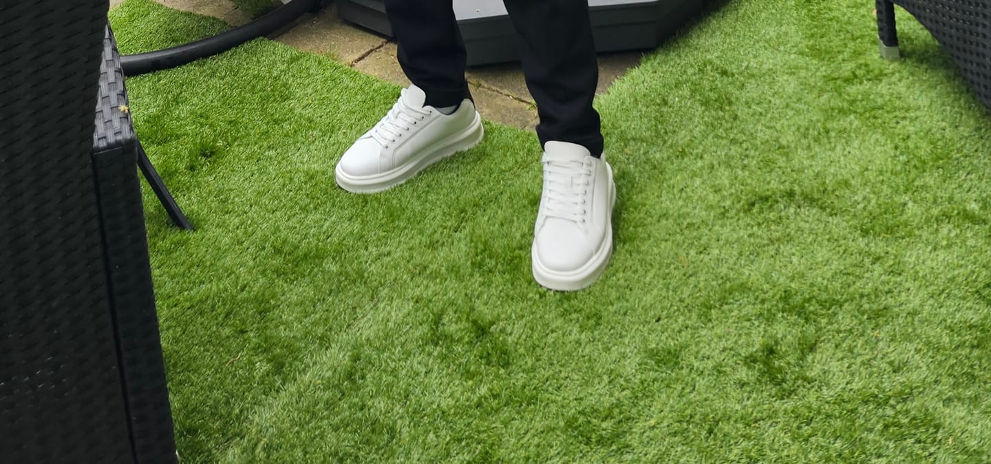 Customer photo review of ELEVATESHOES WHITE CASUAL