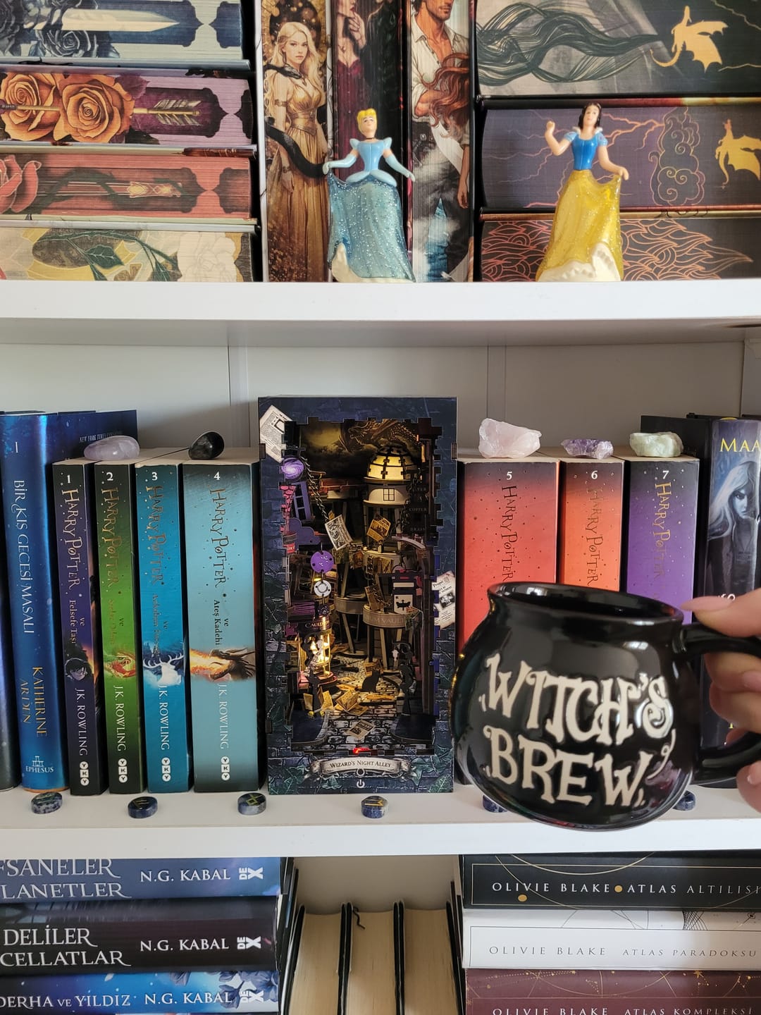 Customer photo review of Wizard's Night Alley Book Nook Kiti | 198 Parça DIY Dekor