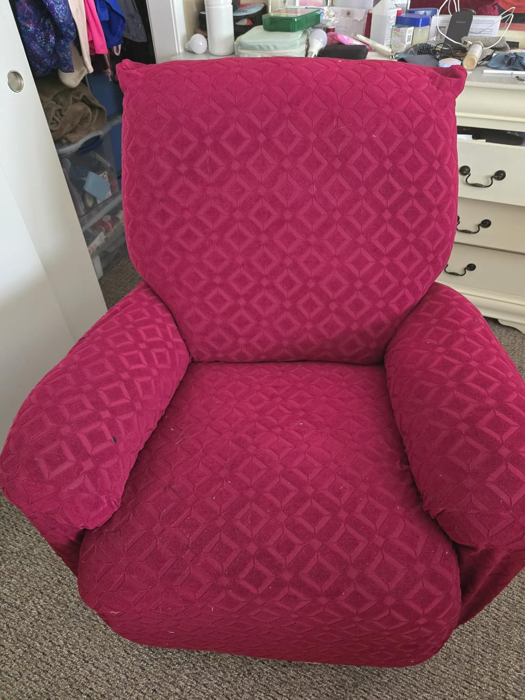 Customer photo review of Stretch Waterproof Recliner Sofa Cover with Pockets Washable Recliner Slipcovers