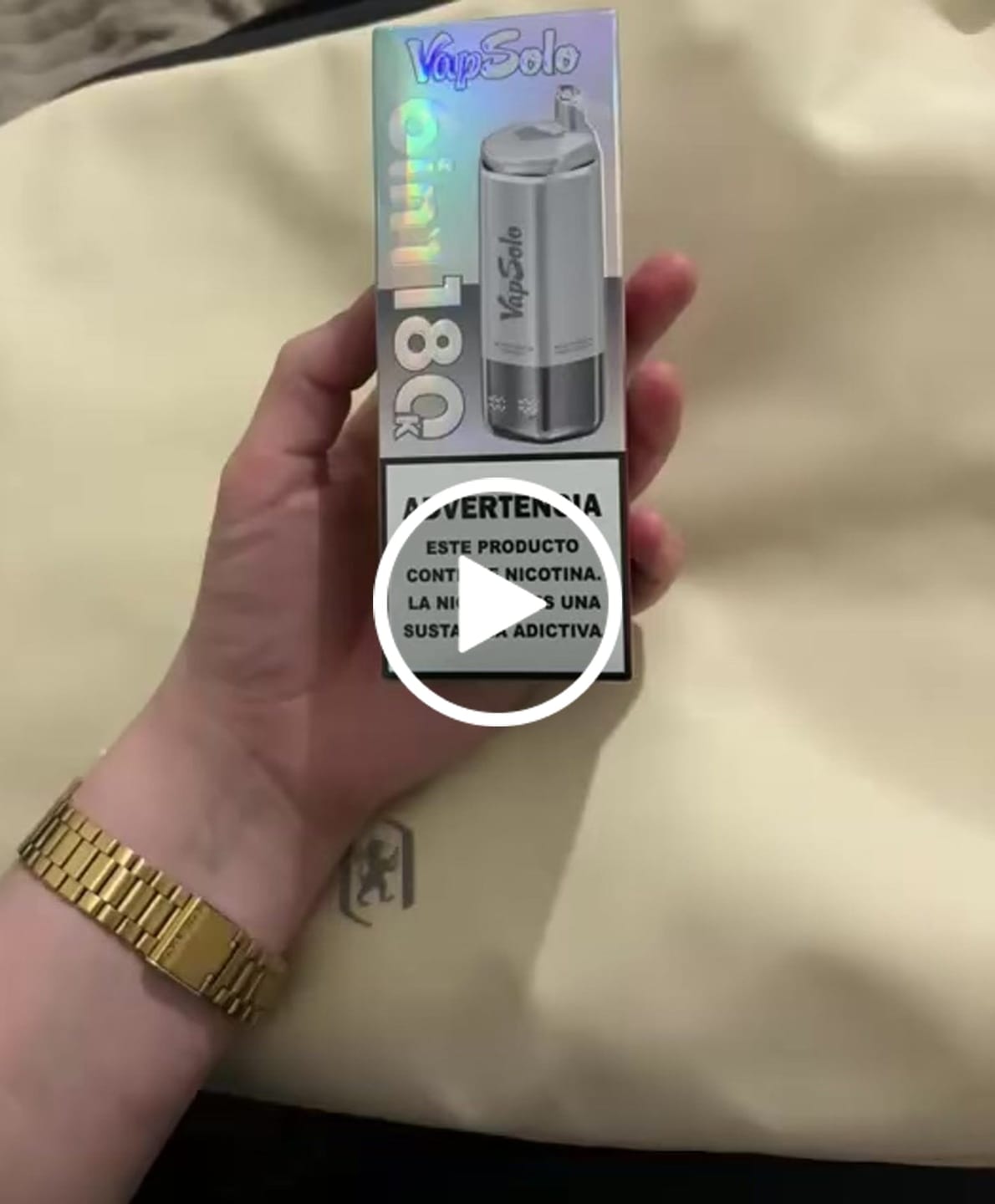 Customer video review of VAPSOLO SIXER 180k | 6 sabores en 1