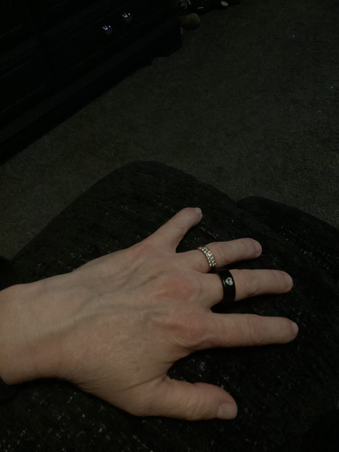 Customer photo review of FITAOS R07 Blood Glucose ECG/EKG Blood Pressure Monitoring AI Health Analysis Smart Ring