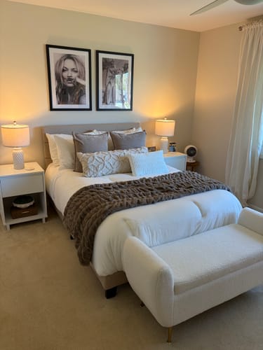 Customer photo review of MarshMellow Comforter