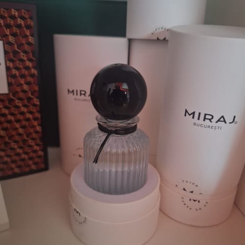 Customer photo review of Miraj Bleumarin