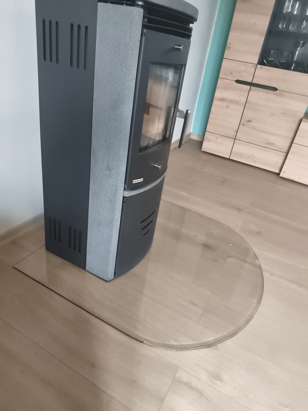 Customer photo review of Glasplatte Kamin, Funkenschutzplatte Glas für Kaminofen - Rundbogen