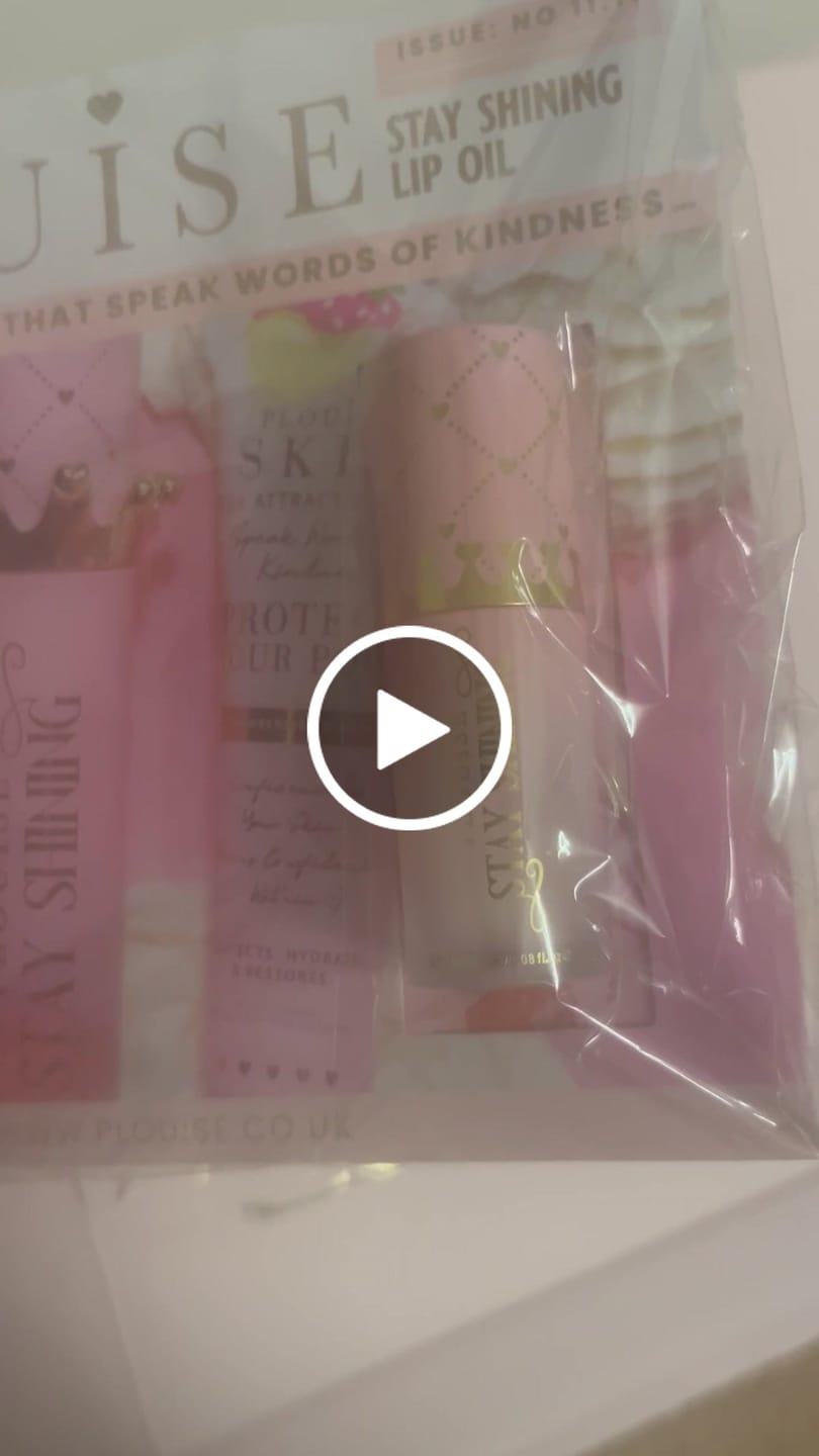 Customer video review of Stay Shining Lip Oil Mini
