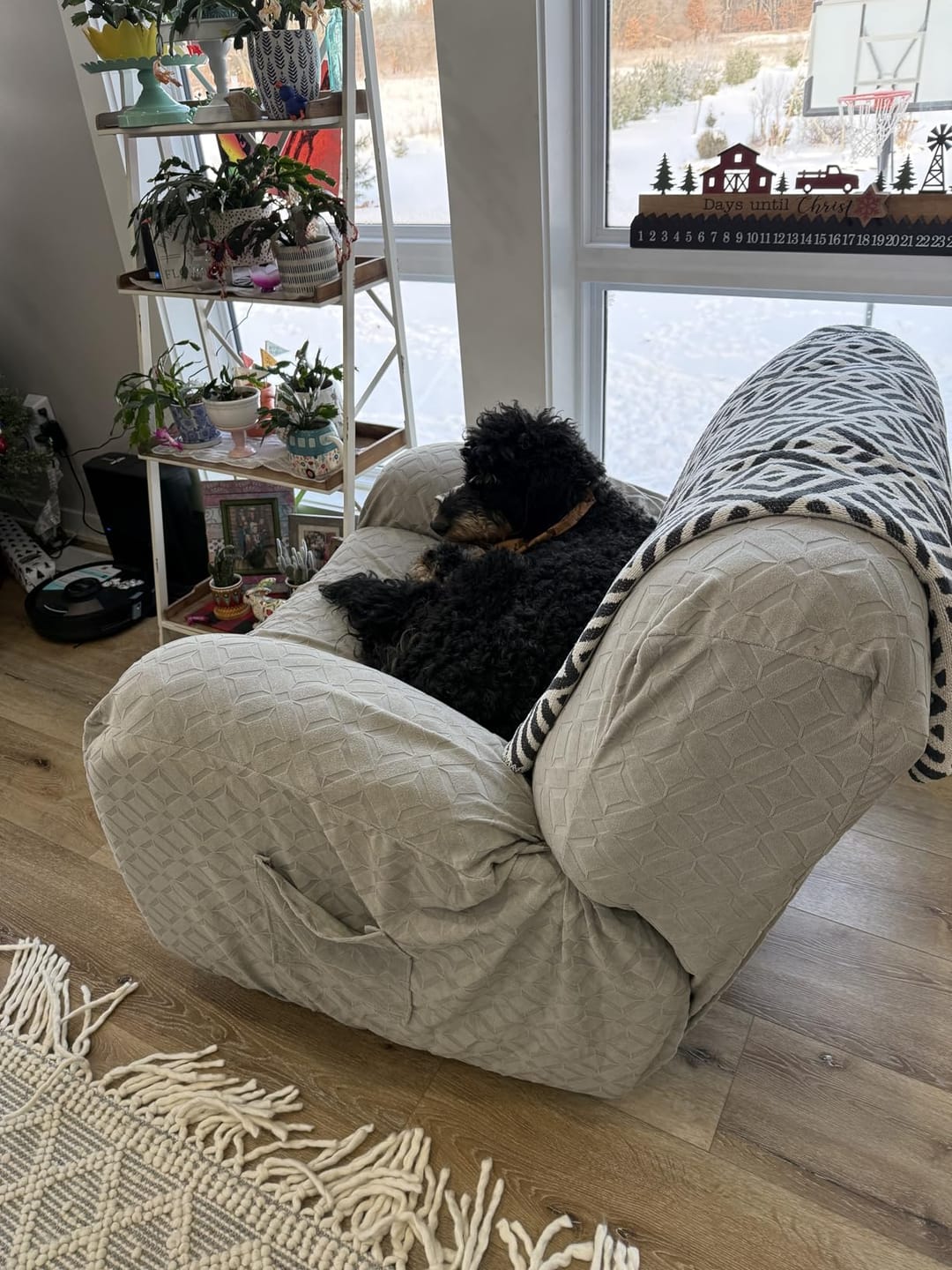 Customer photo review of Stretch Waterproof Recliner Sofa Cover with Pockets Washable Recliner Slipcovers