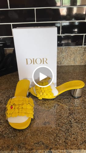 Customer video review of CD 26s Floral High Heel Slippers 60 Genuine Leather 684629