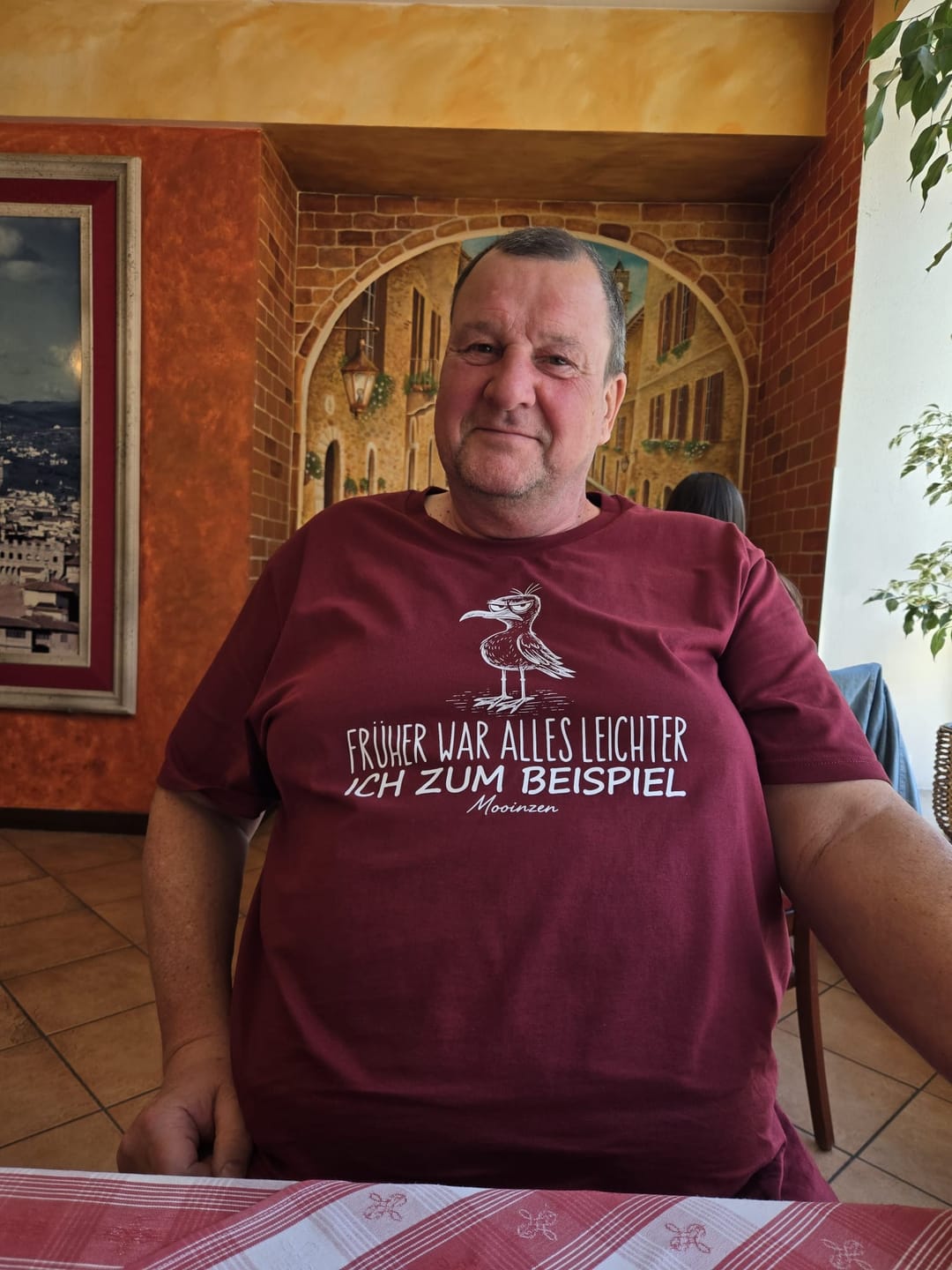 Customer photo review of Früher war alles leichter, ich zum Beispiel · Herren Premium Bio T-Shirt