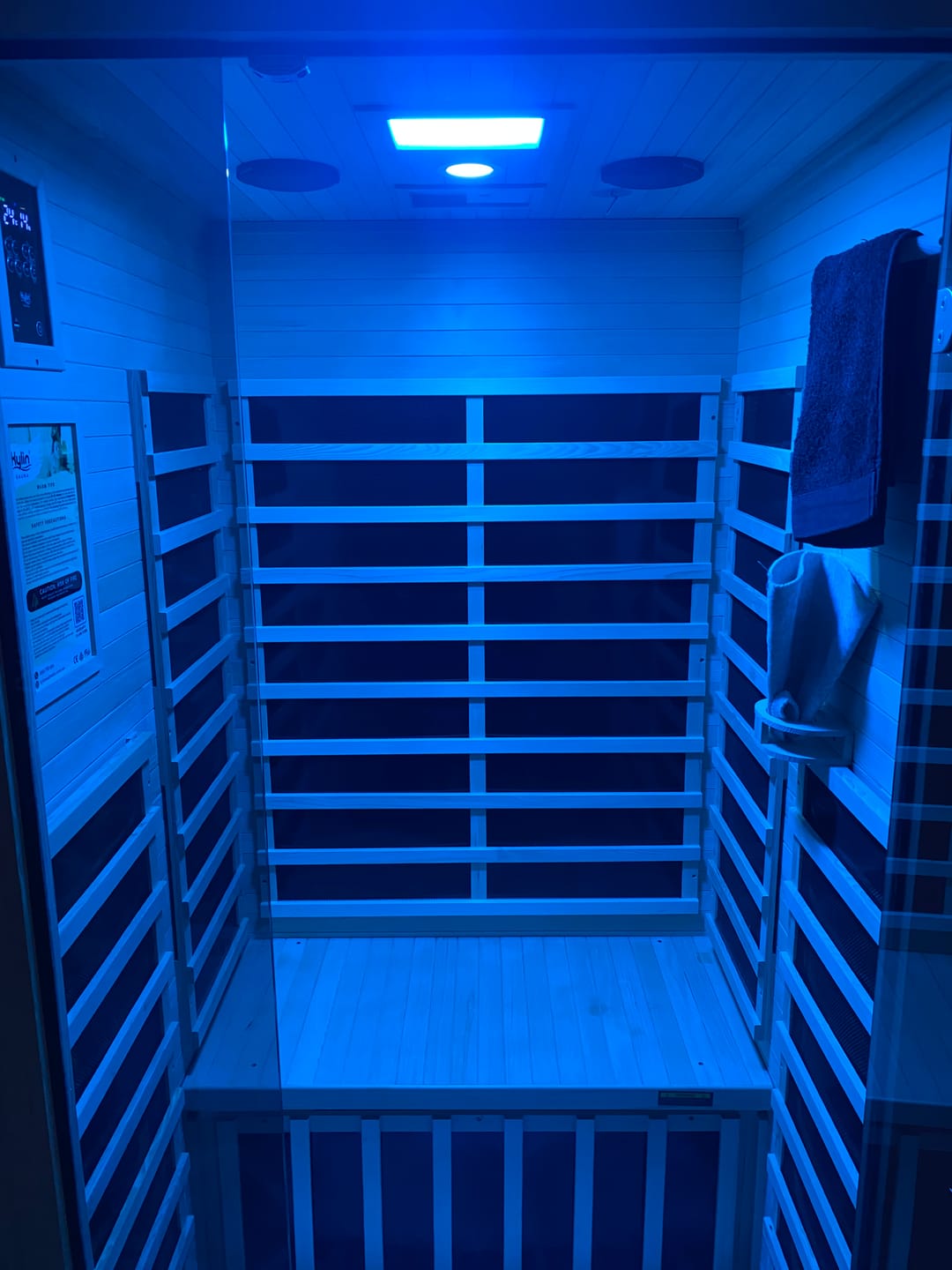 Customer photo review of Kylin Low EMF Carbon Infrared Sauna Room 1 Person H6103 (Floor Heater included)