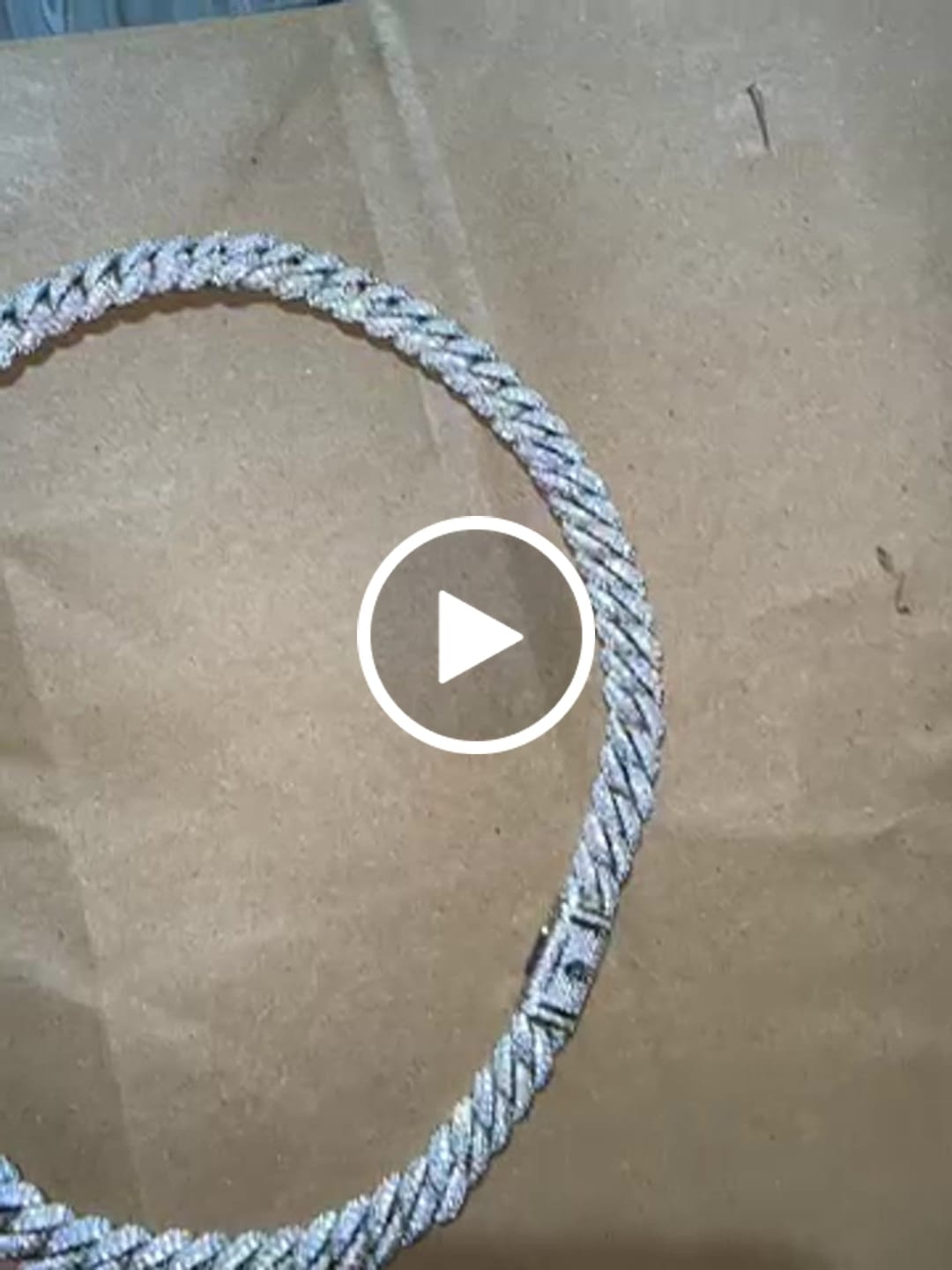 Customer video review of 8mm Moissanite Cuban Link Chain - Silver - D Colour - VVS1