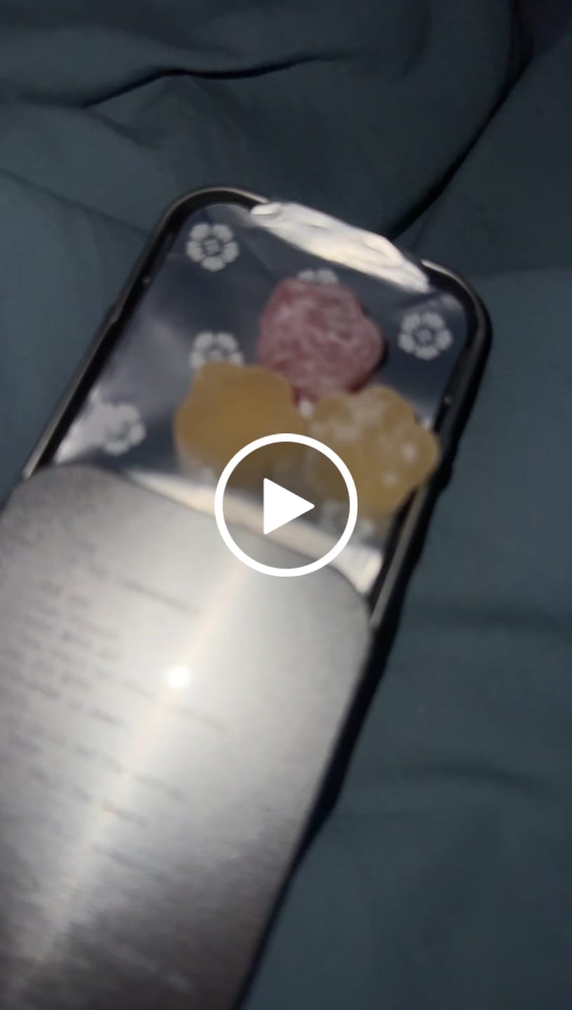 Customer video review of White Strawberry (10mg) Mini