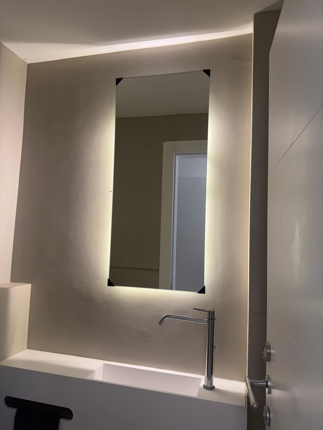 Customer photo review of מראה ללא מסגרת לפי מידה