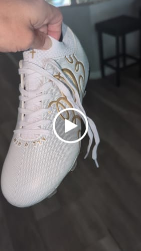 Customer video review of 323 Cleats