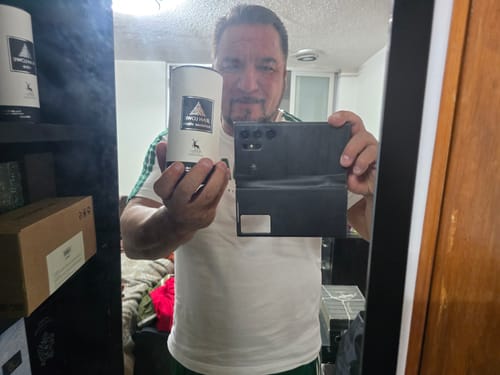 Reseña con foto de un cliente sobre Perfume Jean Lowe Summer Vibes de 100ML EDP