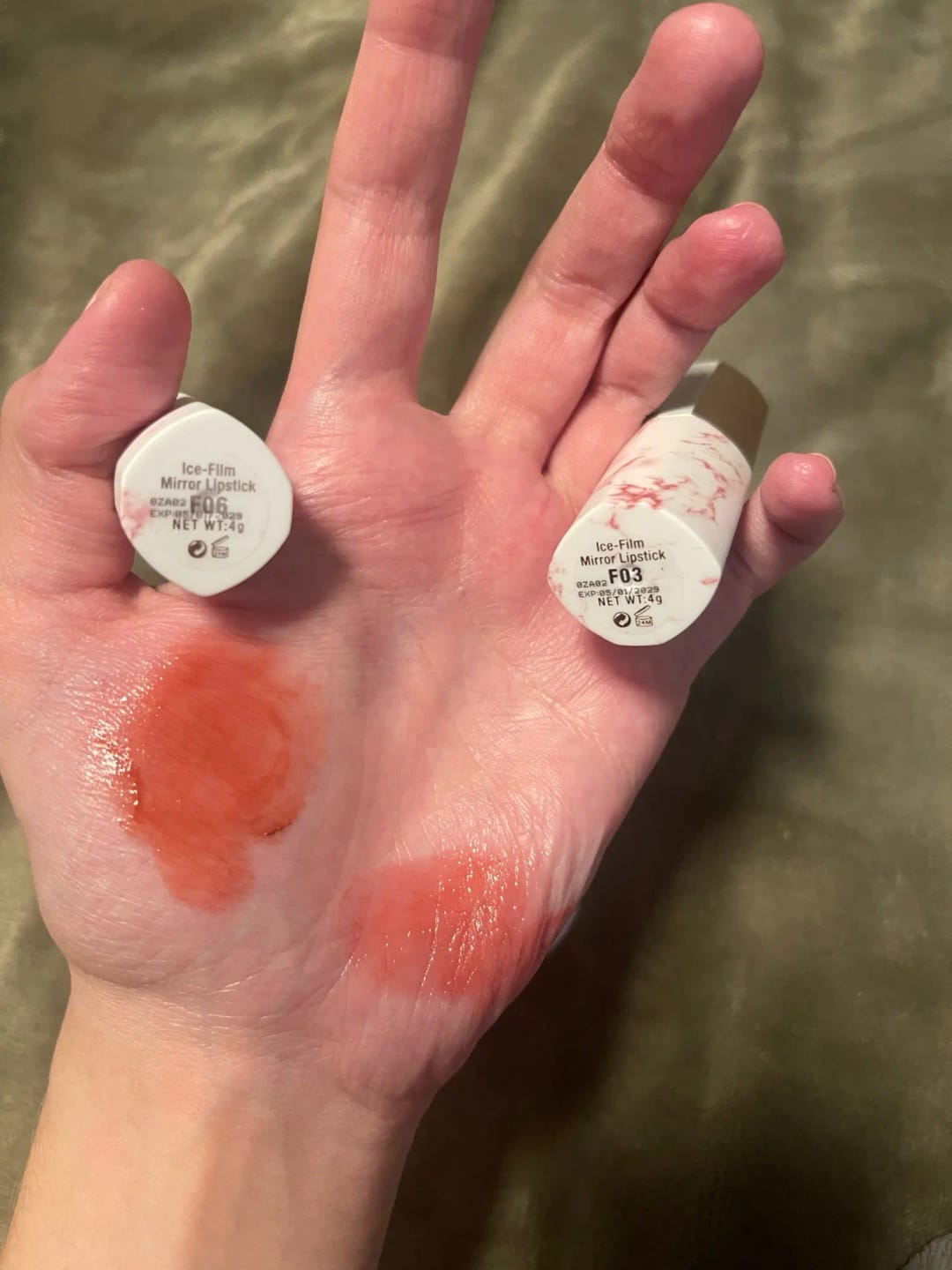 Customer photo review of O.TWO.O ICE-FILM MIRRO LIPSTICK