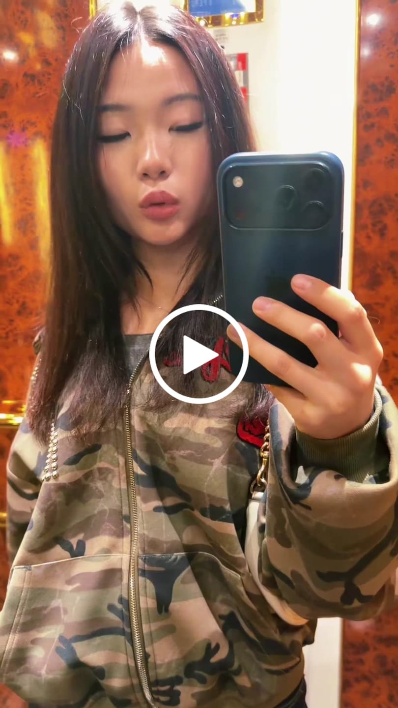 Customer video review of Aelfric Eden Camo Zip Up Hoodie