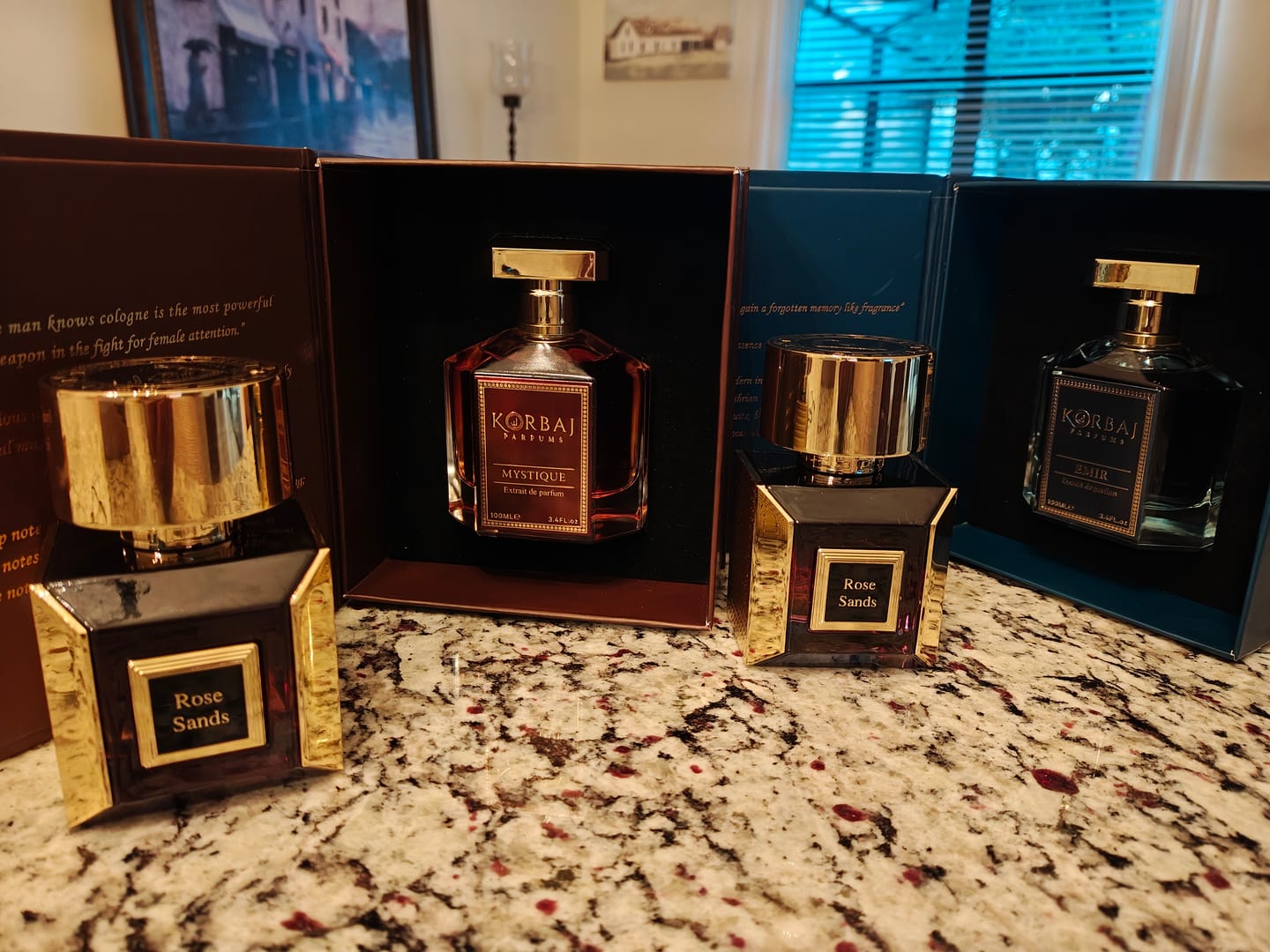 Customer photo review of MUSKY SIGNATURE + ROSE  SANDS - Extrait de Parfum 2×100ml
