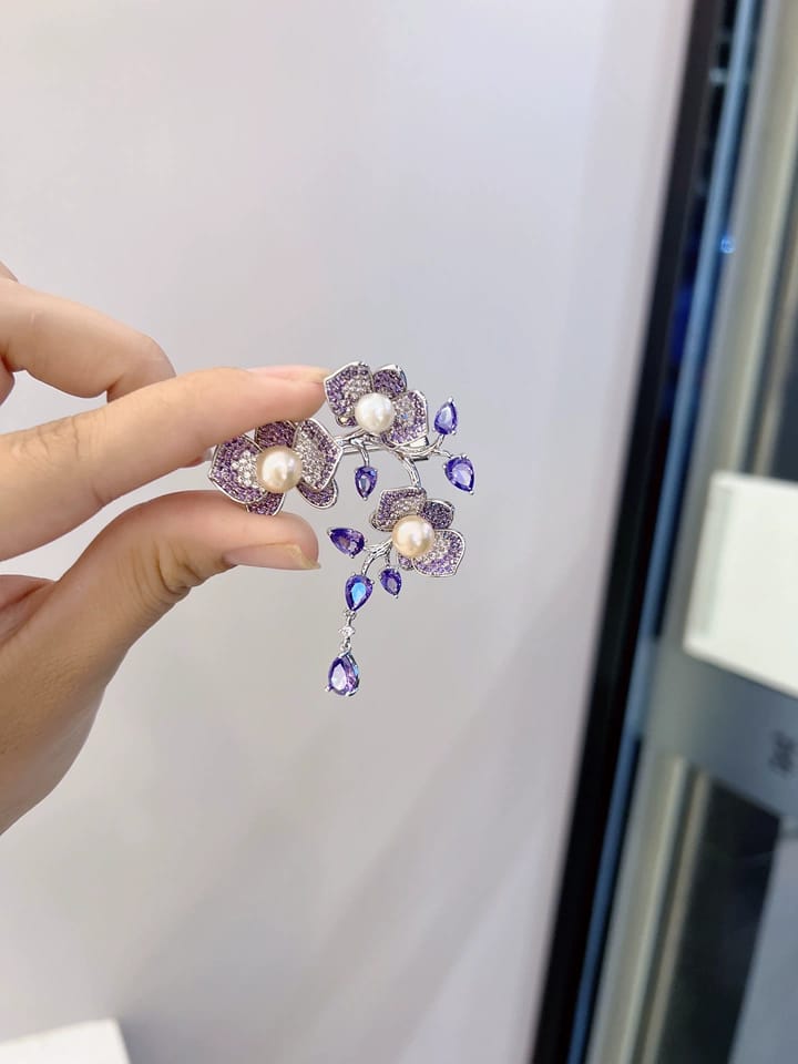 Customer photo review of Forbidden Garden Wisteria Brooch