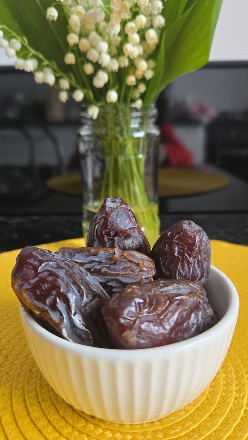 Customer photo review of Curmale Medjoul