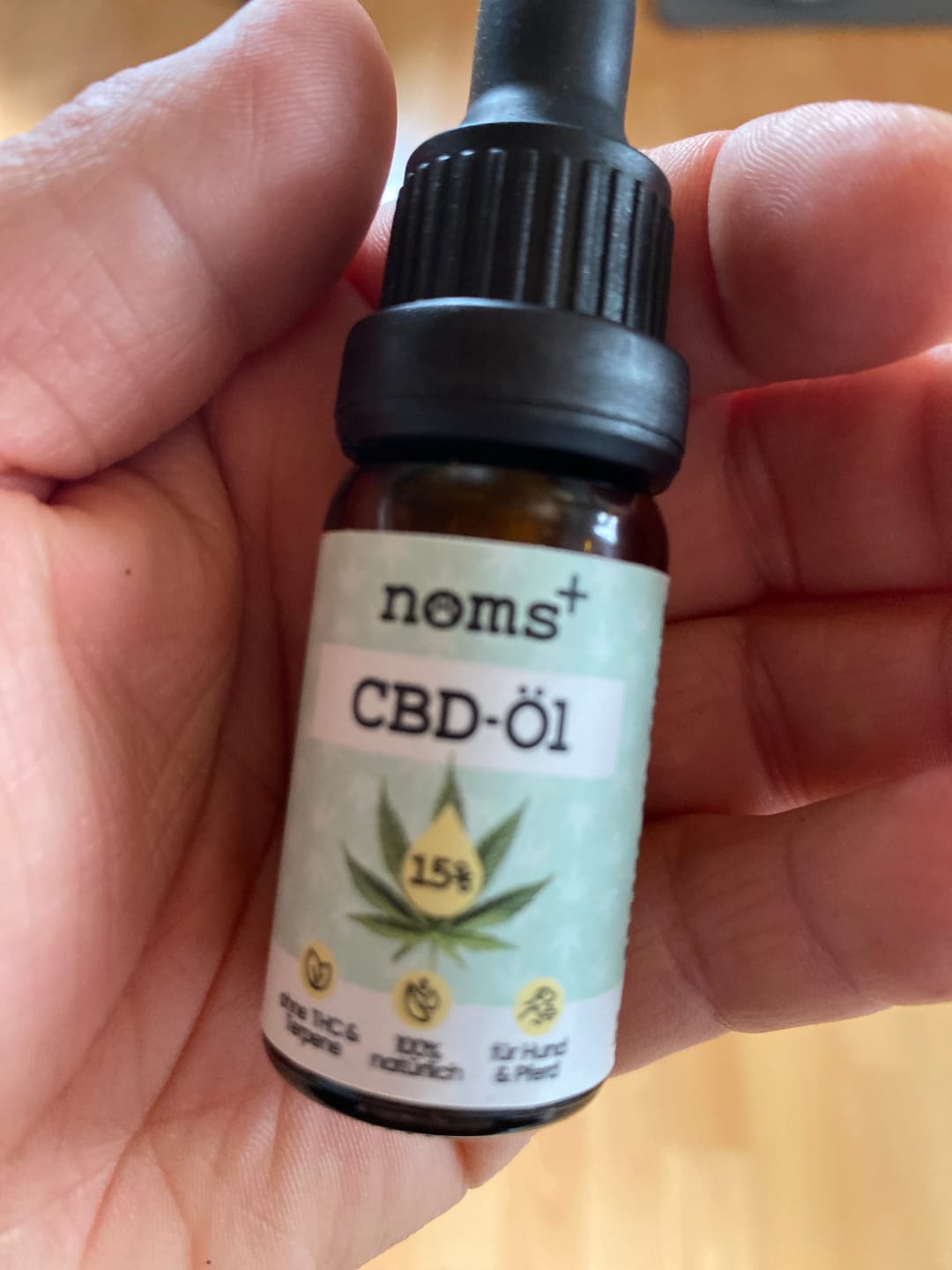 Customer photo review of 15% CBD Tropfen für Hunde und Pferde