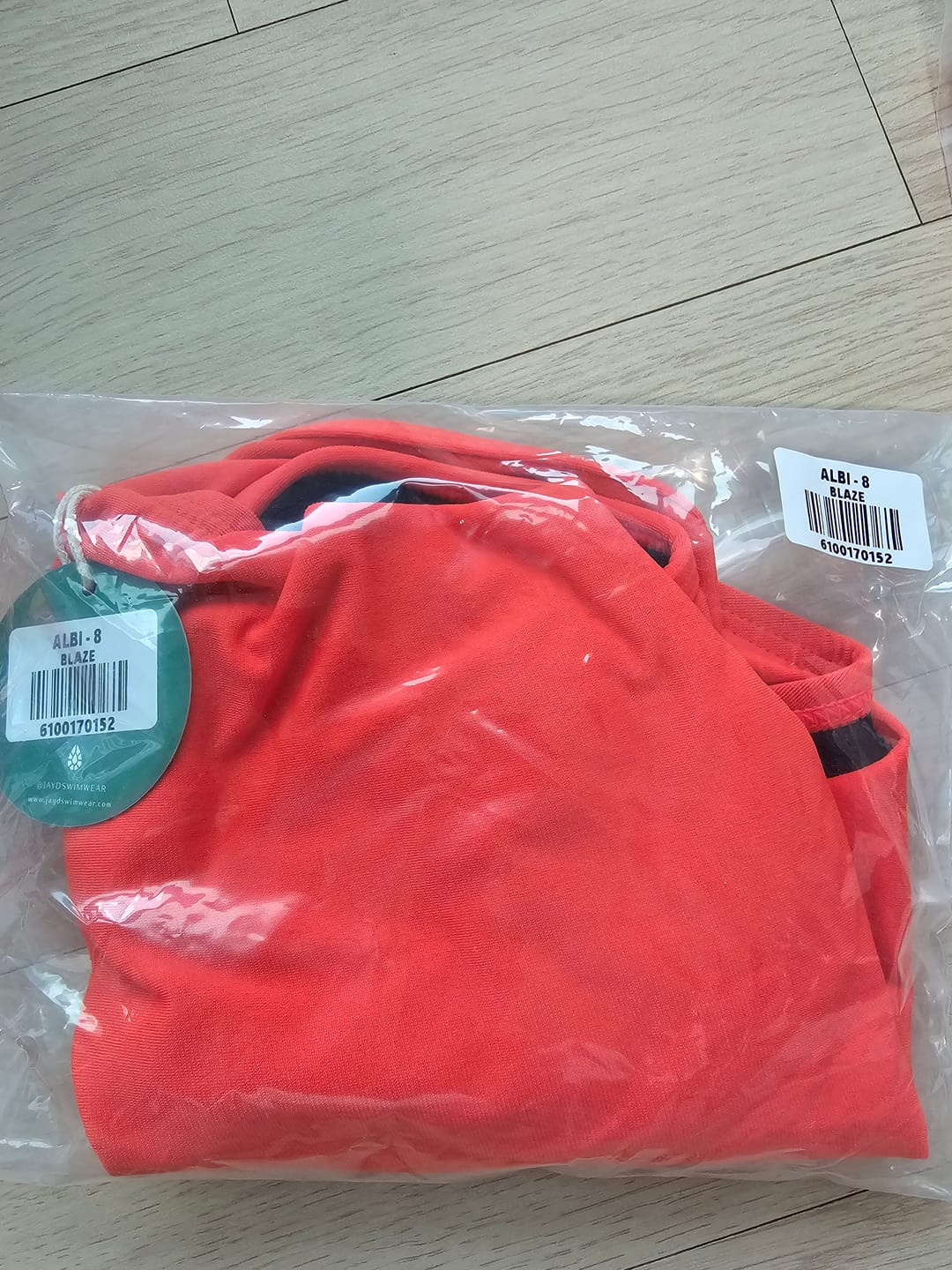 Customer photo review of ALBI ONE PIECE - Blaze