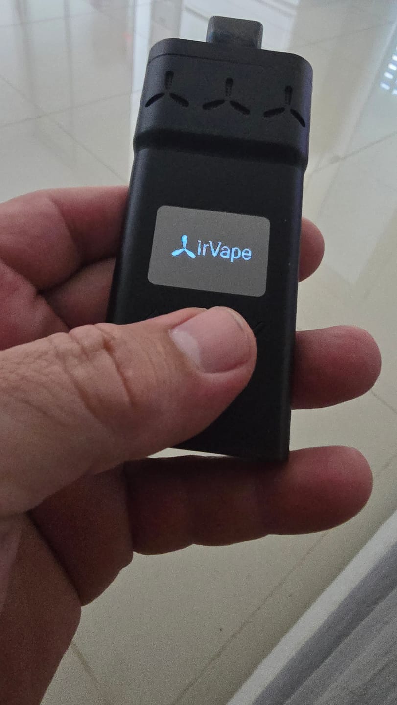 Customer photo review of AIRVAPE X | Dry Herb  and Concentrate Vaporizer– Advanced Slim Design, Discreet & Long Battery Life