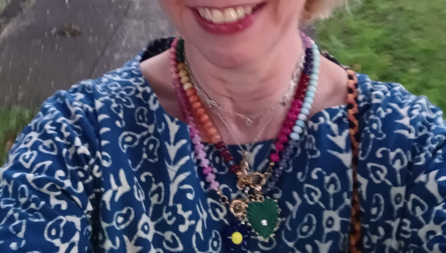 Customer photo review of Gold Plated glass bead necklace with heart pendant - Green