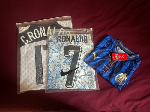 Customer photo review of C.RONALDO #17, Portugal Visitante 2004