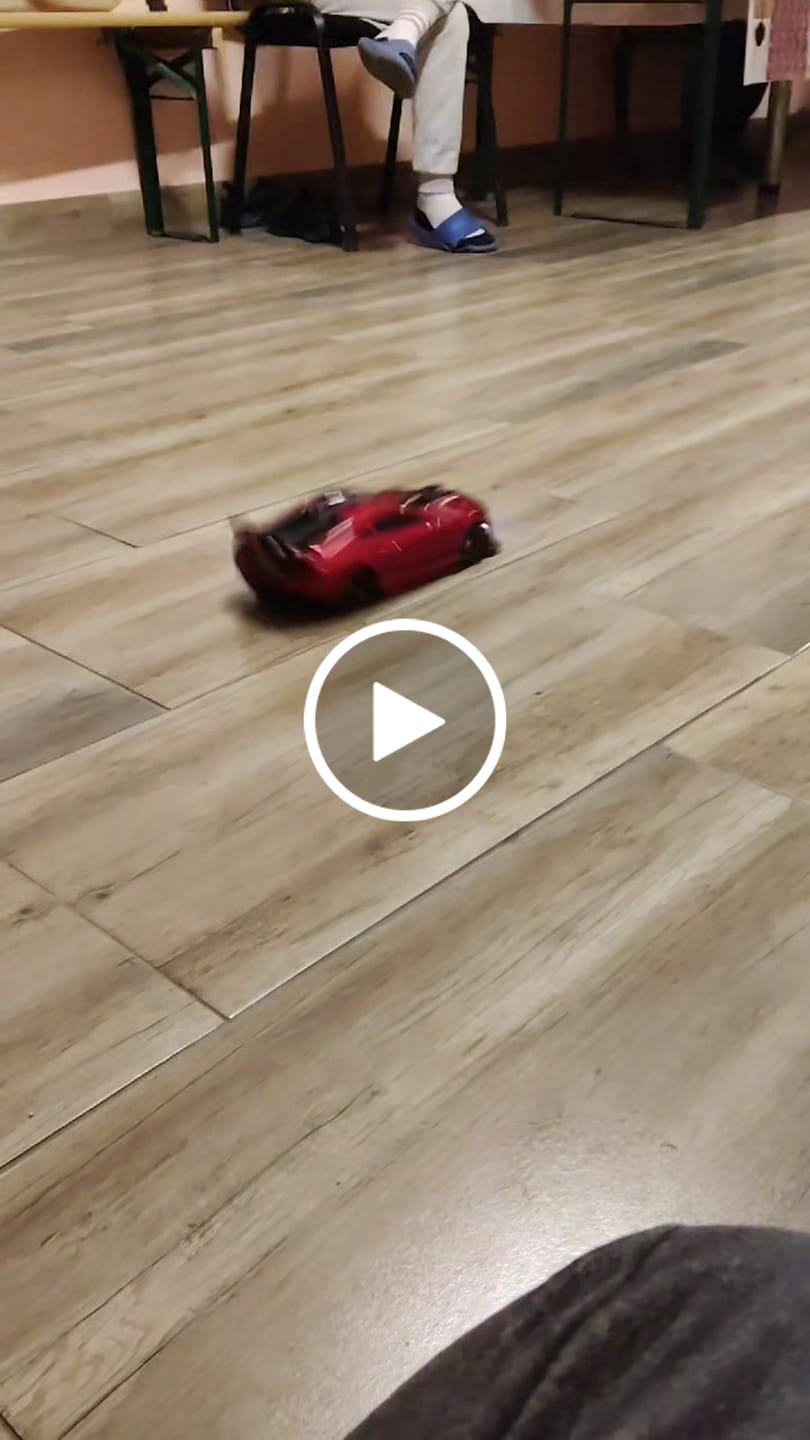 Customer video review of Masina cu telecomanda RC Timebox, 20km/h, 1:16, Drift car, lumini LED, Negru