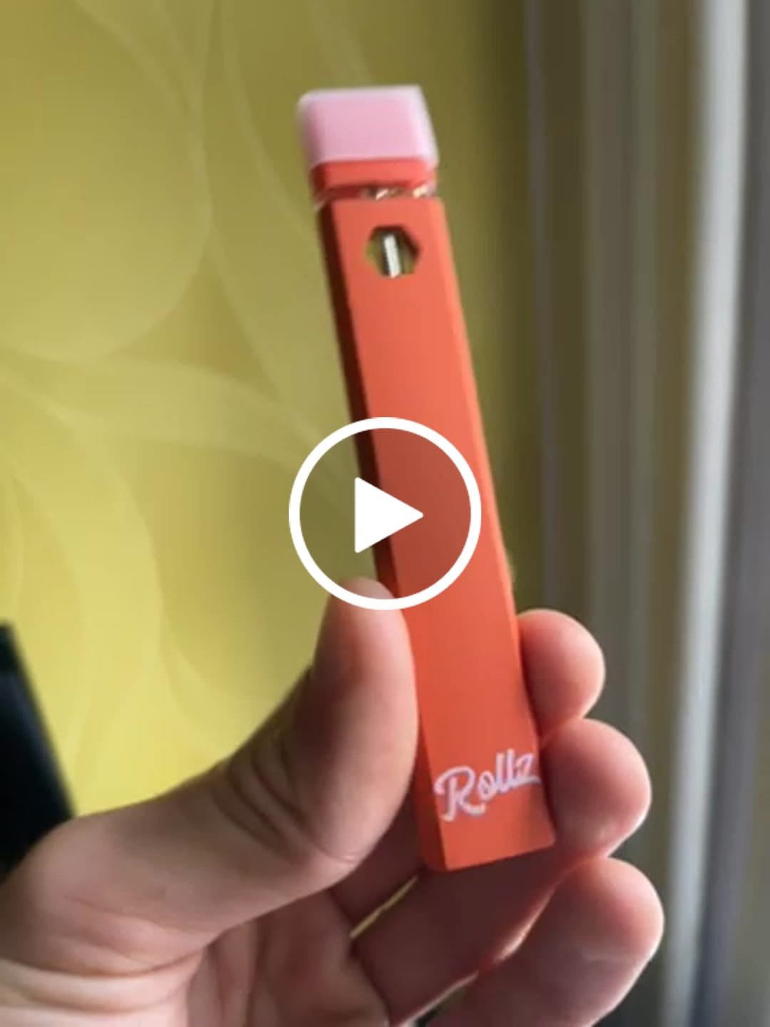Customer video review of ROLLZ THCA Vape – approx. 800 puffs (90/10) | 2ml