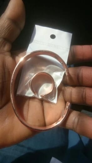 Customer photo review of Wui - Bracelet Jonc et Bague Cuivre Magnétiques