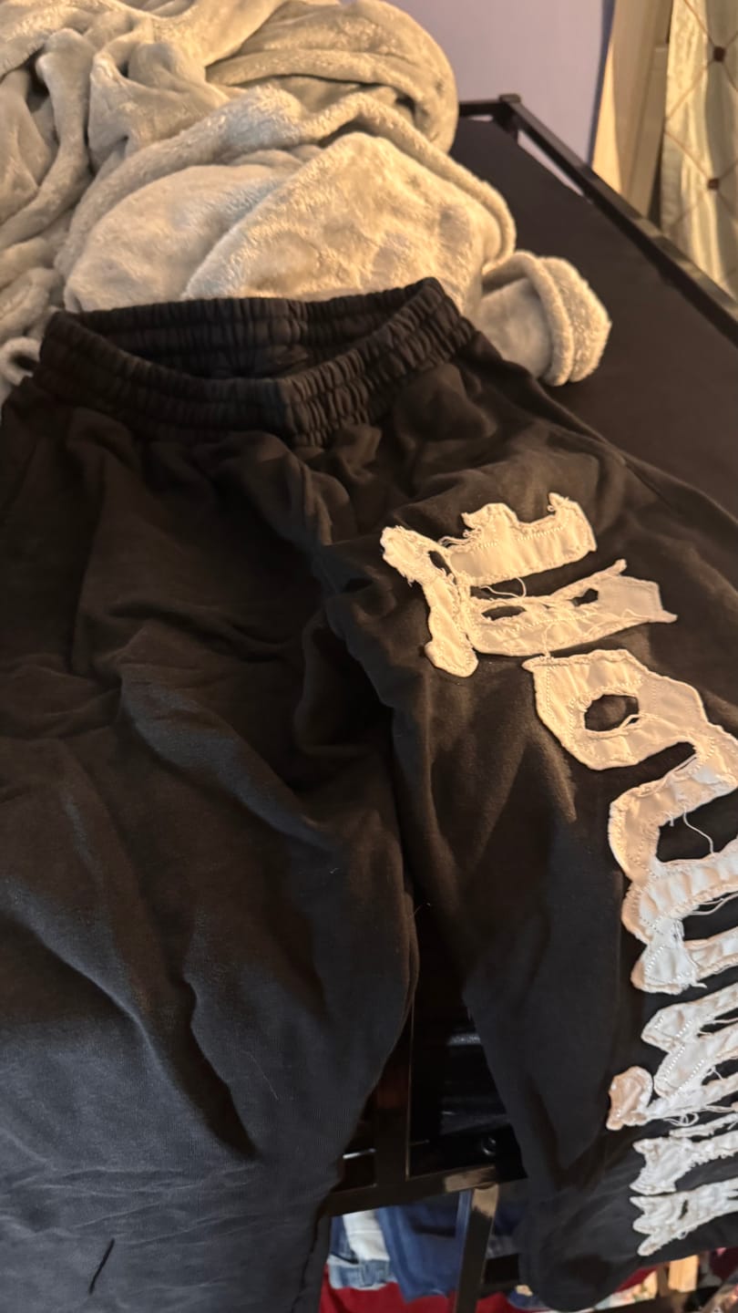 Customer photo review of 2127 - Big Patch Sweats