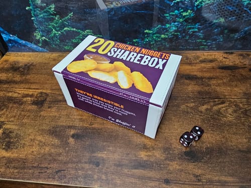 Customer photo review of 20 Chicken Nuggets Deckbox