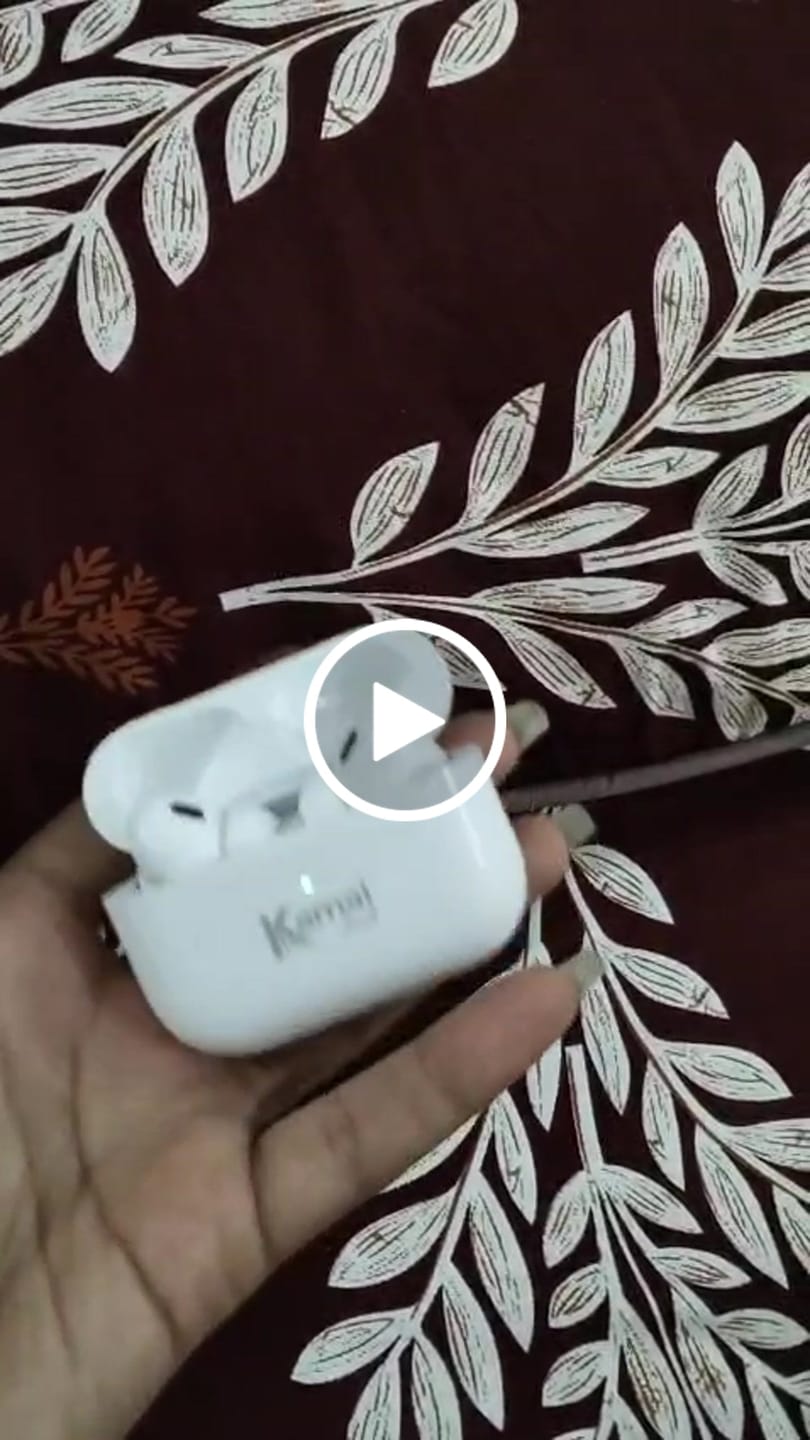 Customer video review of Earbuds with Live Location Tracking