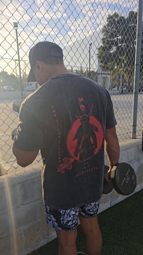 Customer photo review of 'THE 47 RONIN' TEE - VINTAGE