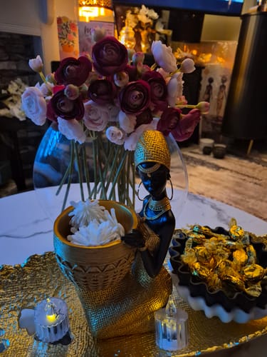 Customer photo review of Mini Ranunculus Bundle (6 Stems), High Quality Artificial Flower, DIY Flora, Wedding/Home Decoration, Gifts, Home Decor by DesignedBy The Boss