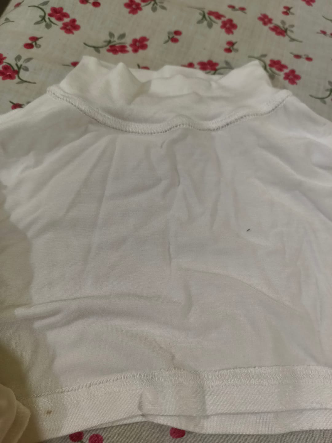 Customer photo review of Neck and Sleeve Extender White