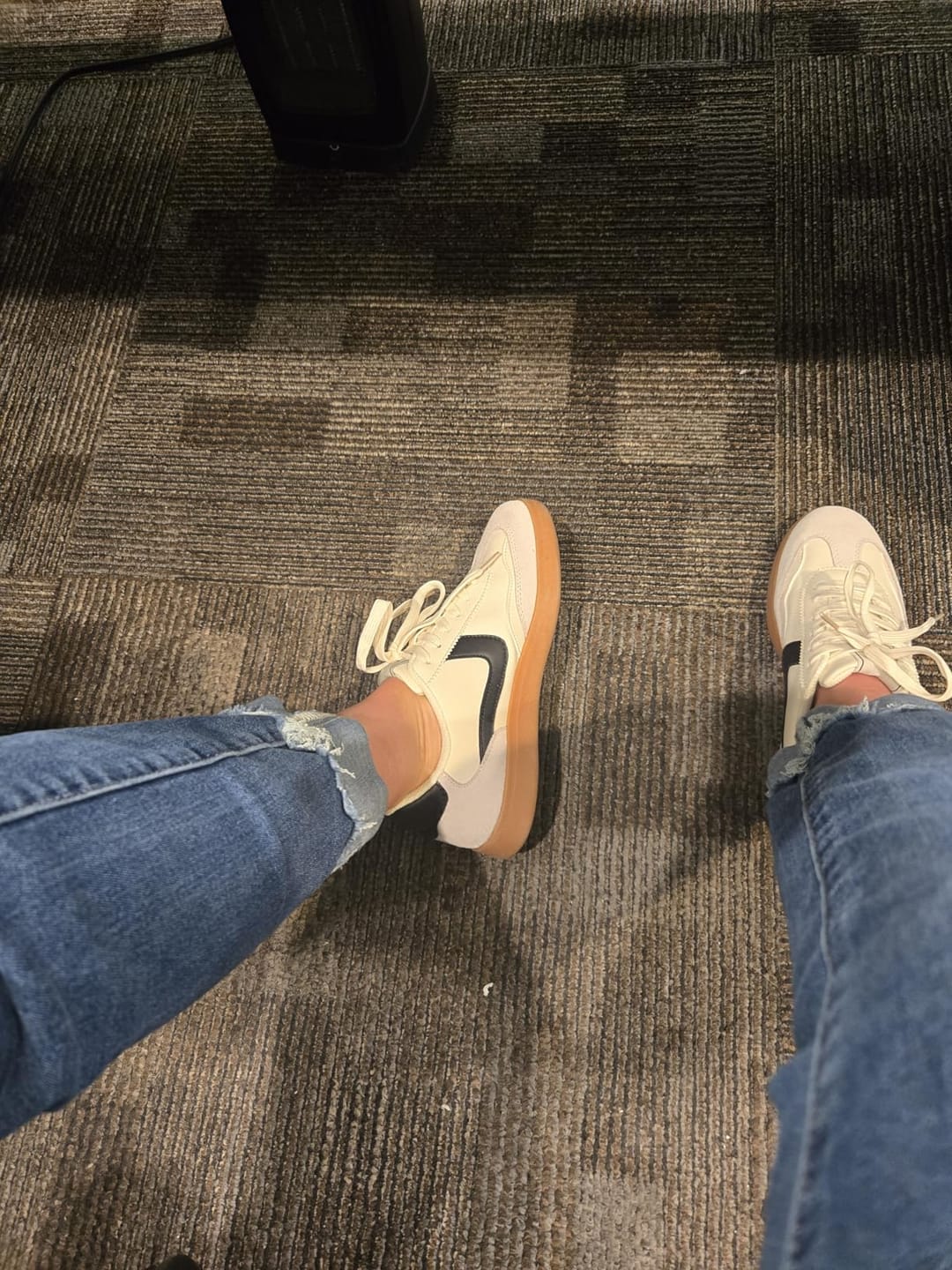 Customer photo review of Women's Retro Sneakers - Non-Slip Comfort Walking Shoes