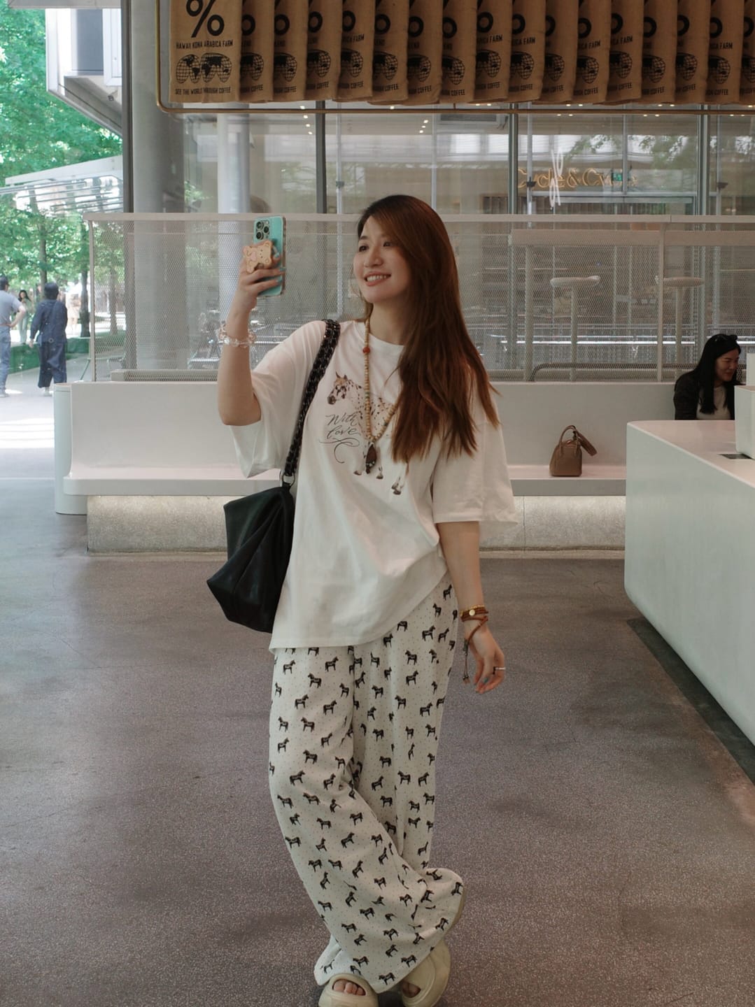 Customer photo review of 0122stepll Horse Print Wide-Leg Lounge Pants