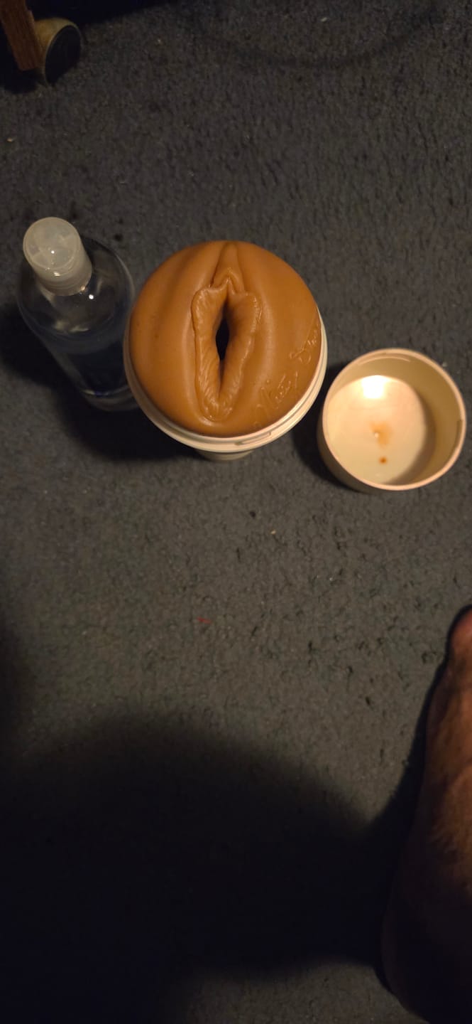 Customer photo review of Fleshlube® Water