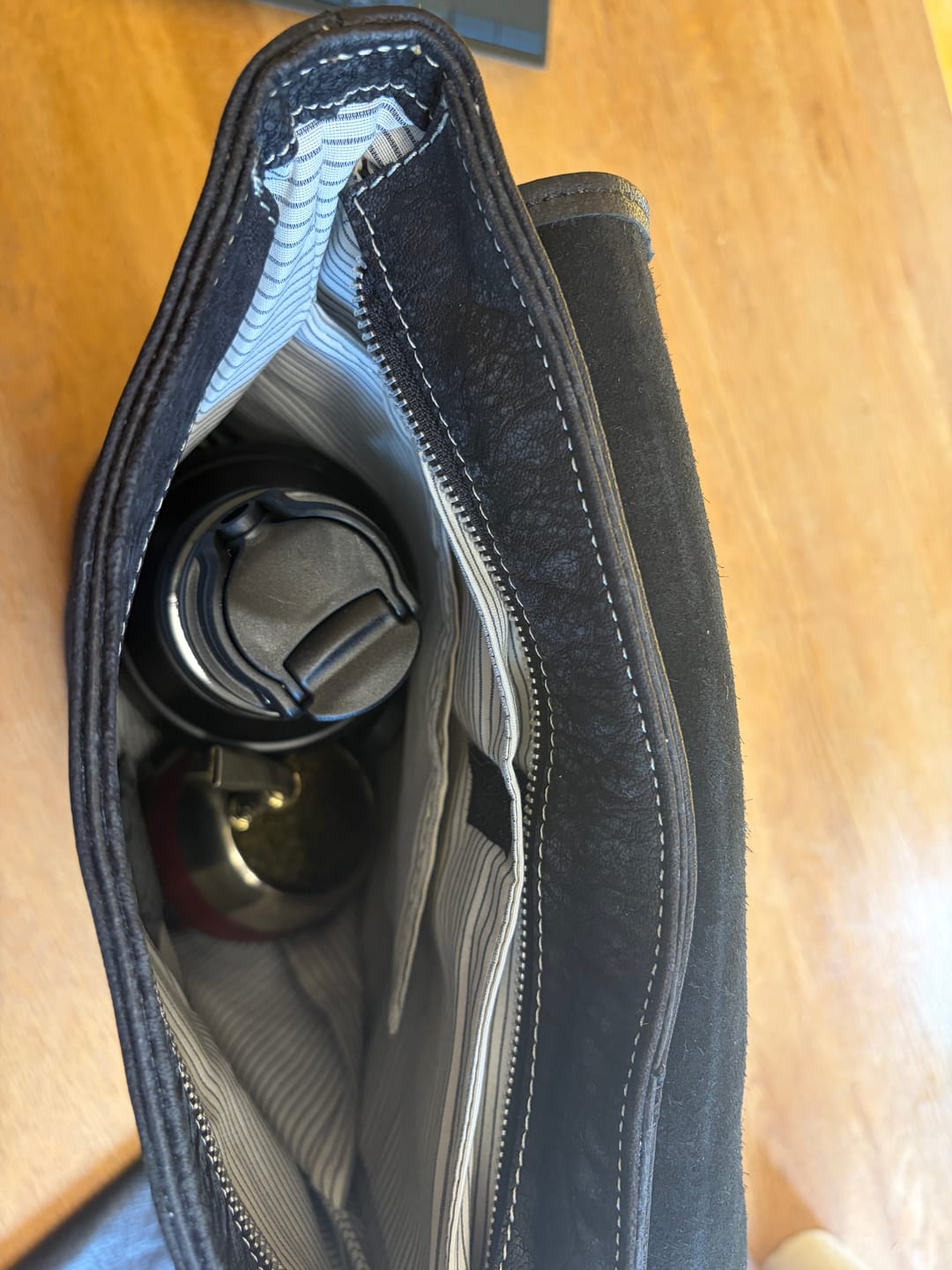Customer photo review of Matera Élégante Gris Anthracite – Sac convertible
