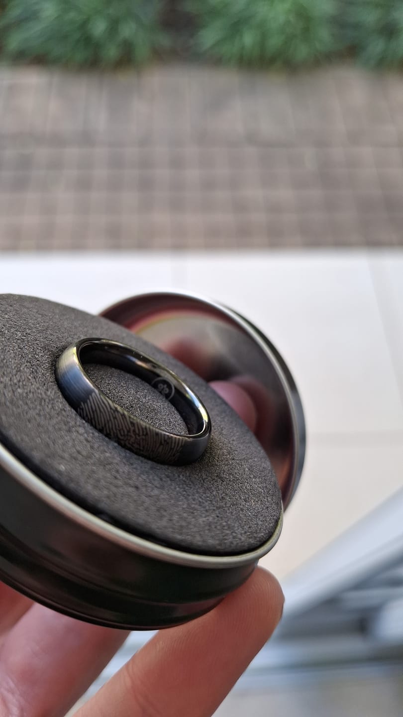 Customer photo review of The Signature - Matt Black / Your Fingerprint