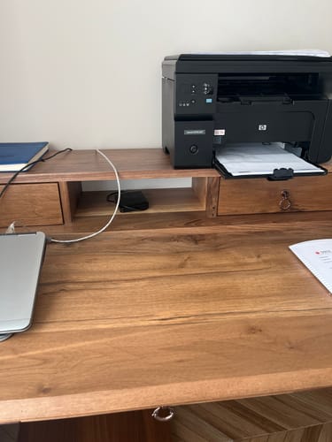Customer photo review of Masif Ceviz Çalışma Masası - Klasik Çizgilerle Lüks Tasarım