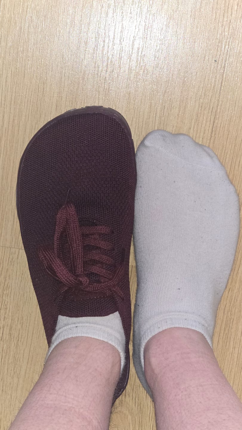 Customer photo review of Vaistoa Iloa | Knitted Barefoot Sneakers