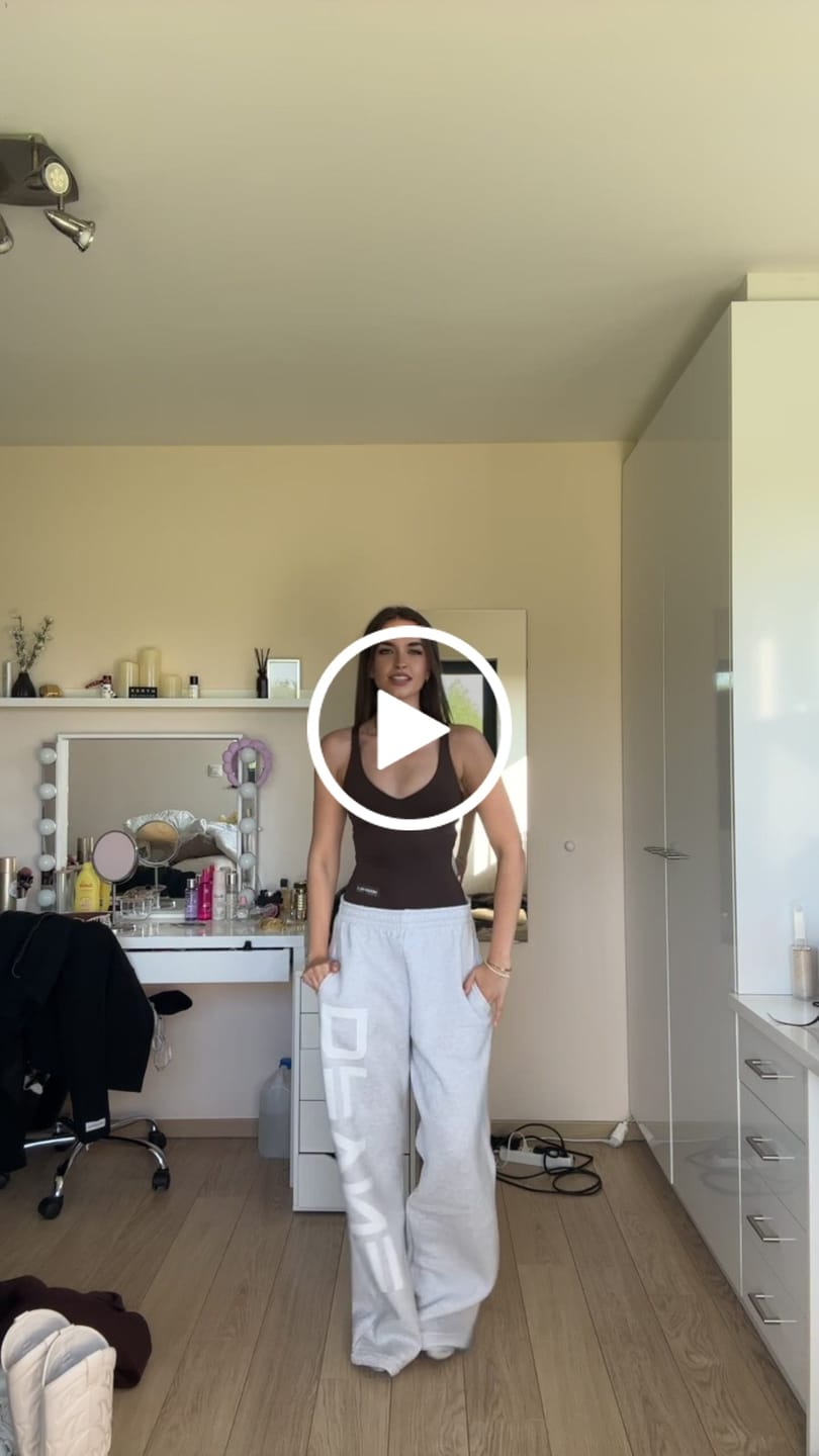 Customer video review of LABEL BODYSUIT DARK BROWN